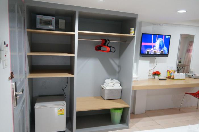 ma non nont hotel and apartment