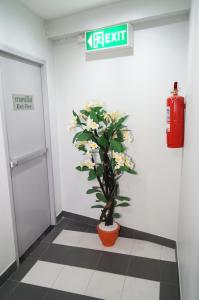 ma non nont hotel and apartment