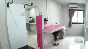 ma non nont hotel and apartment