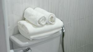 ma non nont hotel and apartment