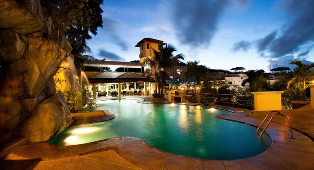 candn resort and spa