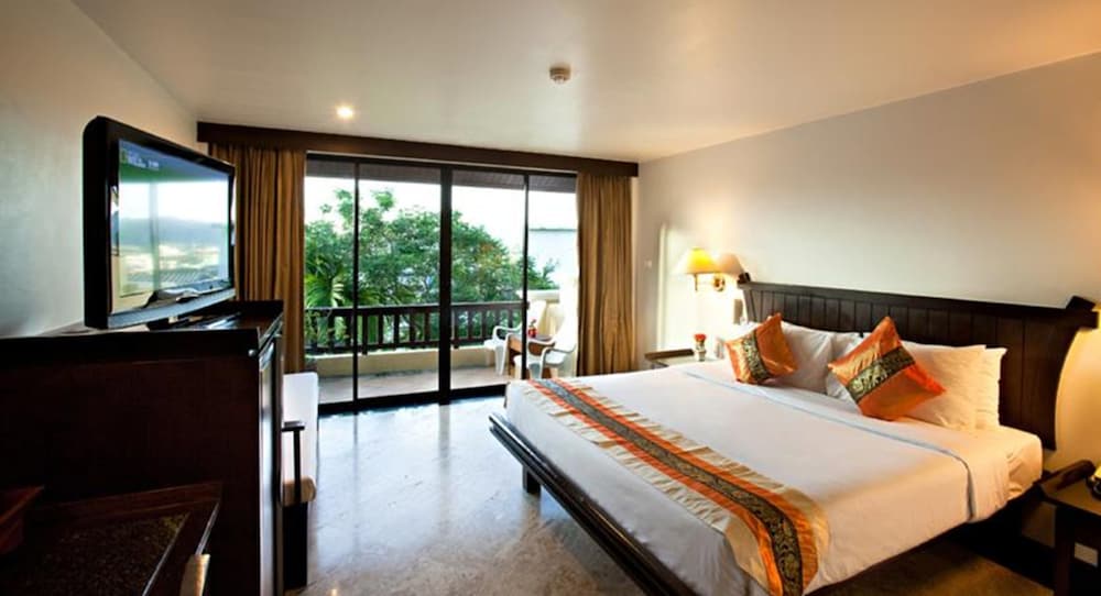 candn resort and spa