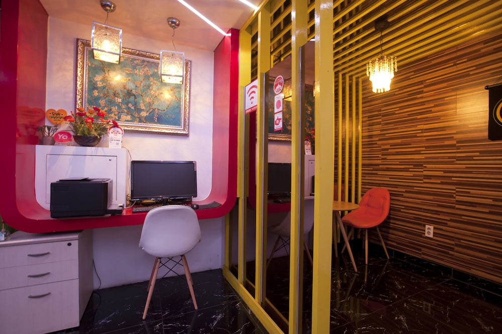 max motel