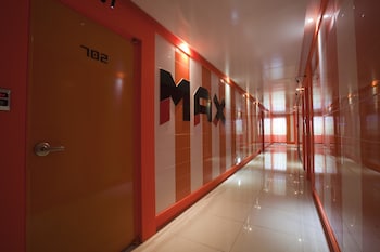 max motel