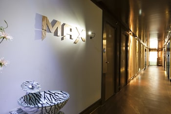 max motel