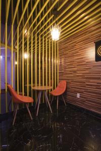 max motel
