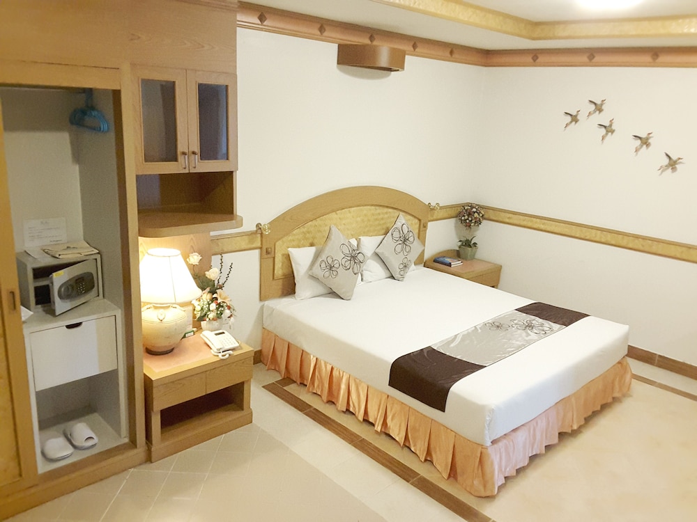 diana garden resort and lodge