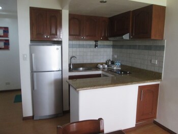 giulius boracay italian resort