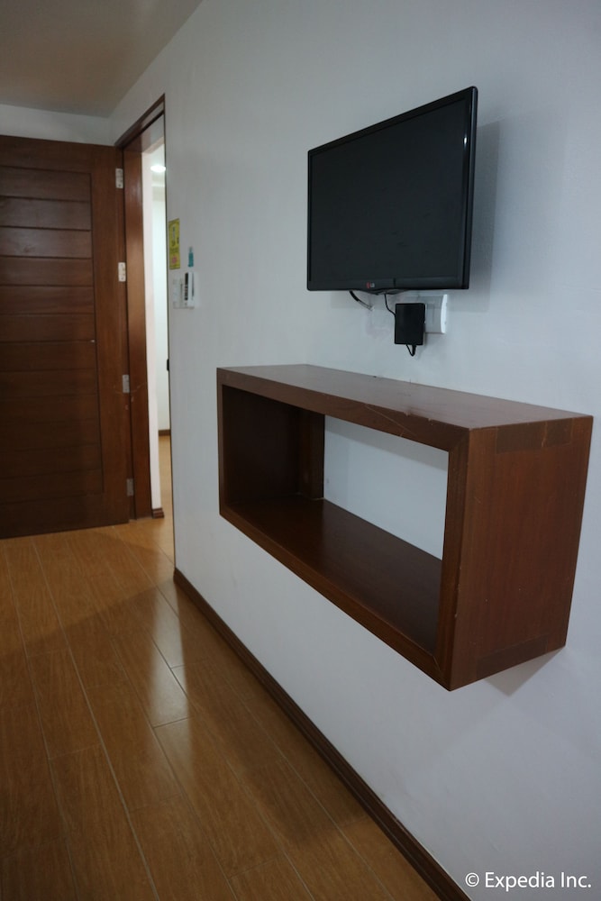 giulius boracay italian resort