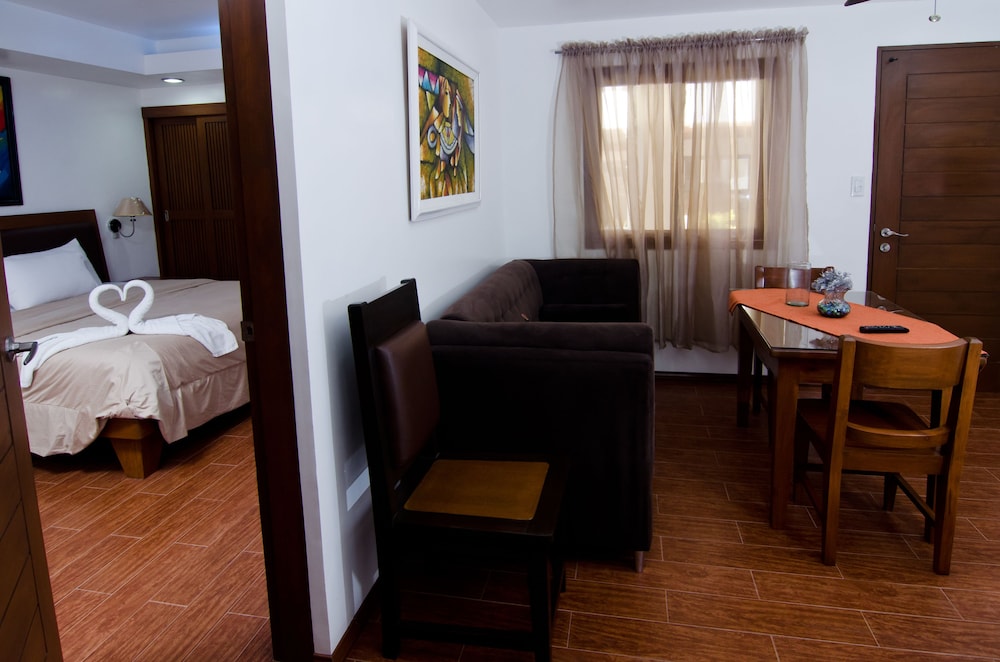 giulius boracay italian resort