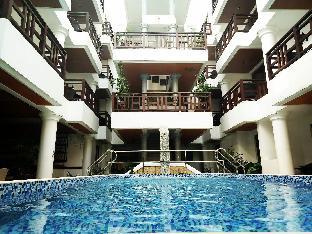 giulius boracay italian resort