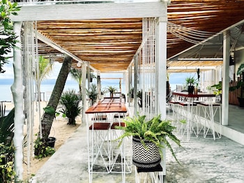 sabaii bay resort