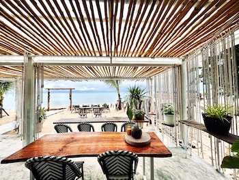 sabaii bay resort