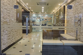 golden suites hotel