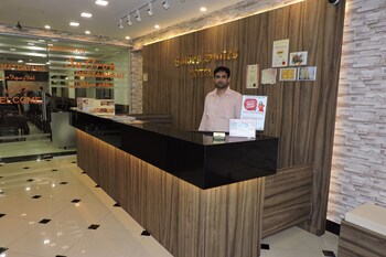 golden suites hotel