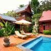 ruen kanok thai house