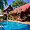ruen kanok thai house