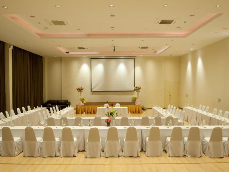 silathip huahin serviced apartment and hotel