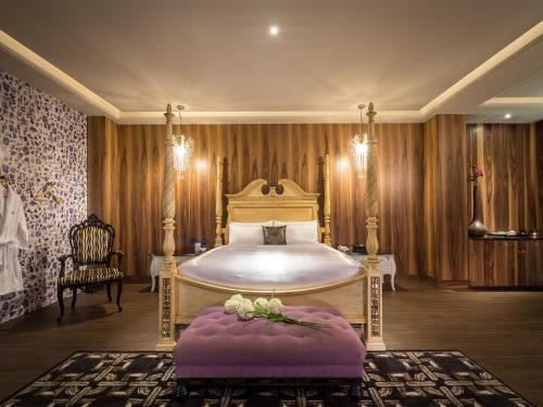 mulan motel taichung