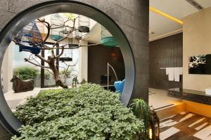 mulan motel taichung