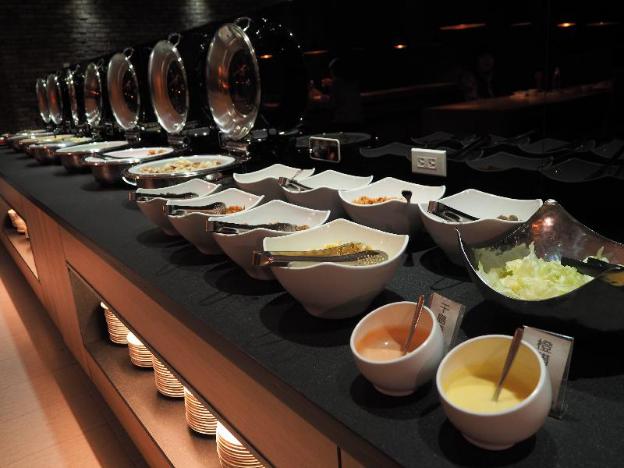 the riverside hotel international