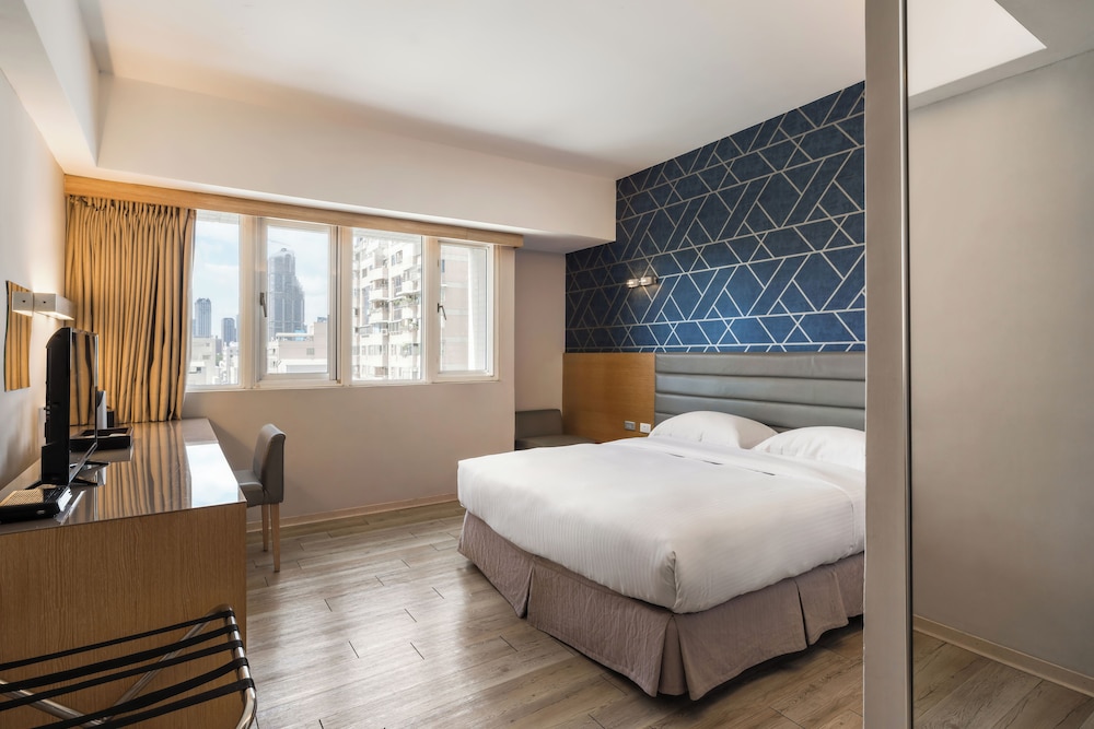the riverside hotel esthetics