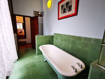 east indies mansion