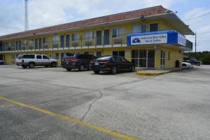 Americas Best Value Inn & Suites Groves Port Arthur,Groves>>Beaumont,2 star
