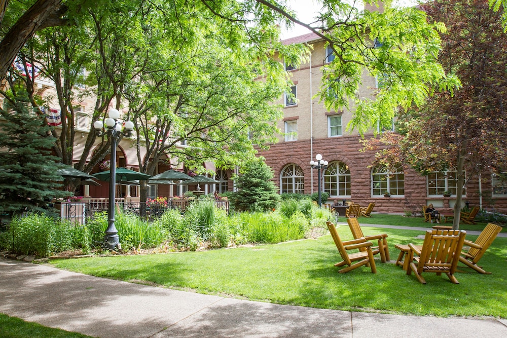hotel colorado