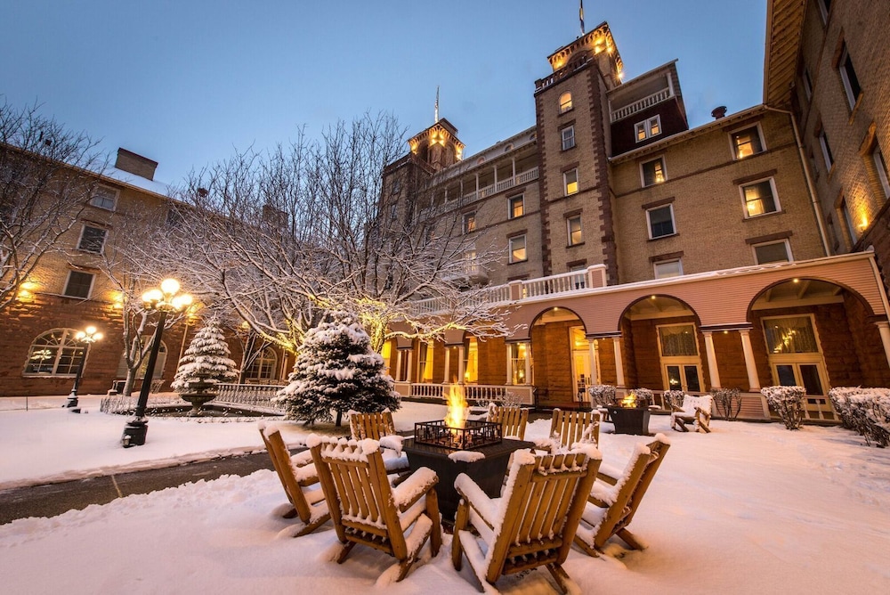 hotel colorado