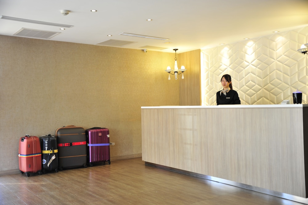 the riverside hotel hengchun