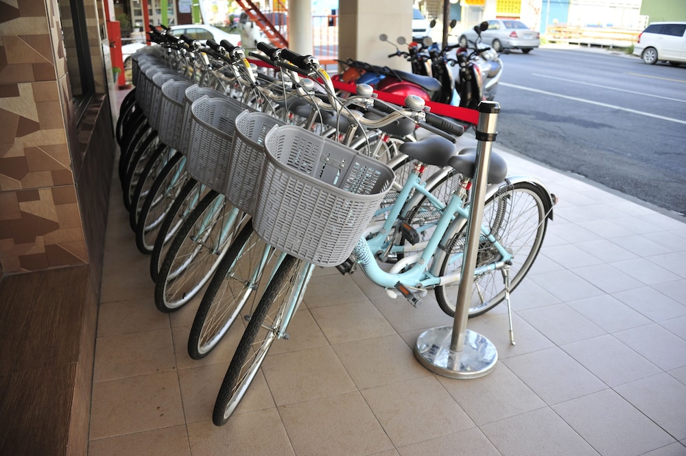 the riverside hotel hengchun