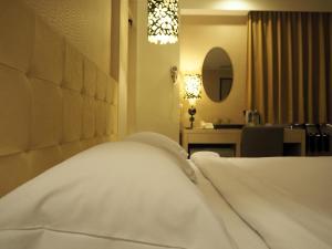 the riverside hotel hengchun
