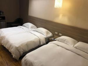 the riverside hotel hengchun