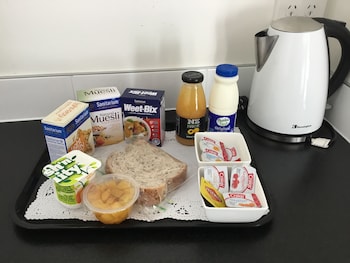 Airport Palms Motel,Christchurch>>Burnside,5 star