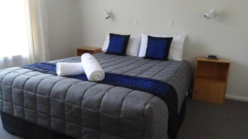 admiral motel
