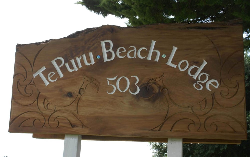 te puru beach lodge