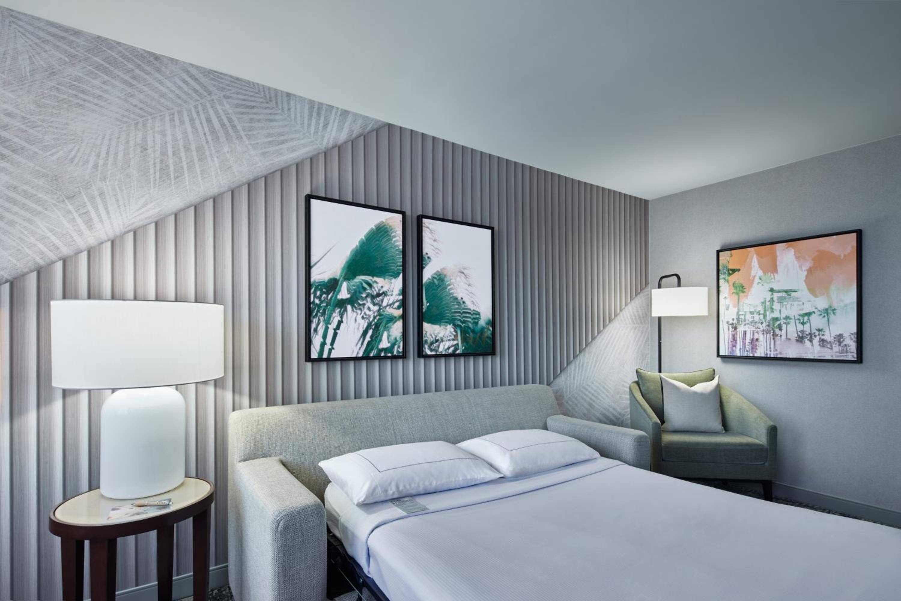 hotel fera anaheim a doubletree by hilton