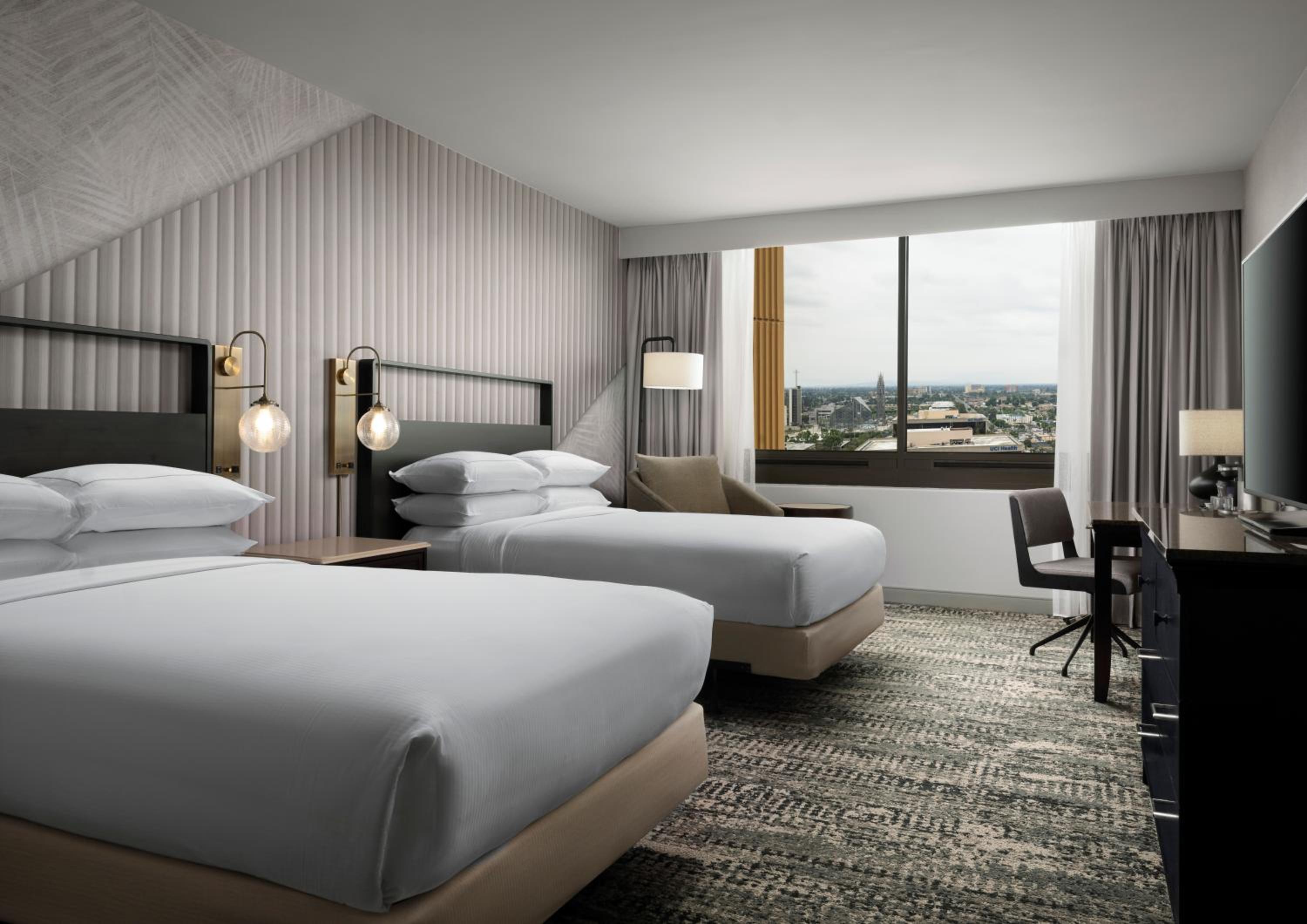 hotel fera anaheim a doubletree by hilton