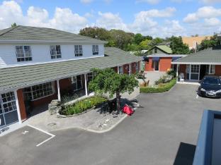 admirals motor lodge