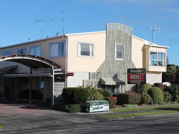 riverview motel