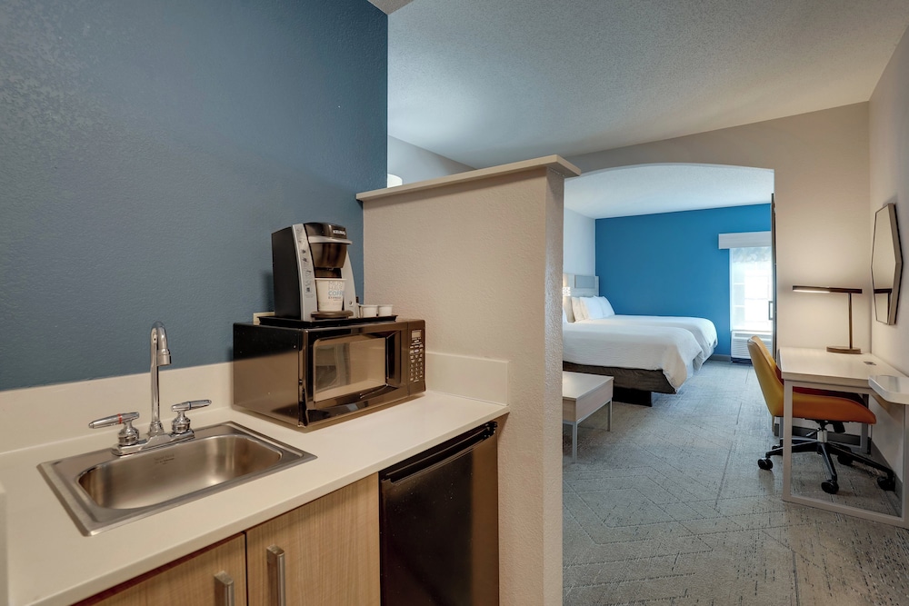 holiday inn express and suites orangeburg by ihg