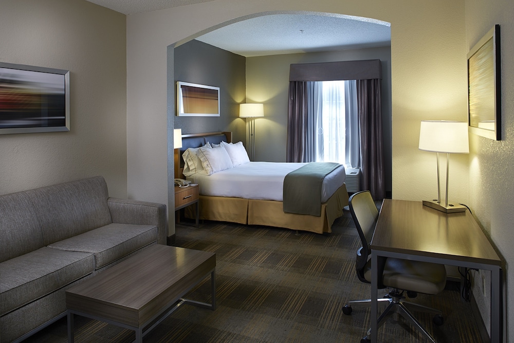 holiday inn express and suites orangeburg by ihg