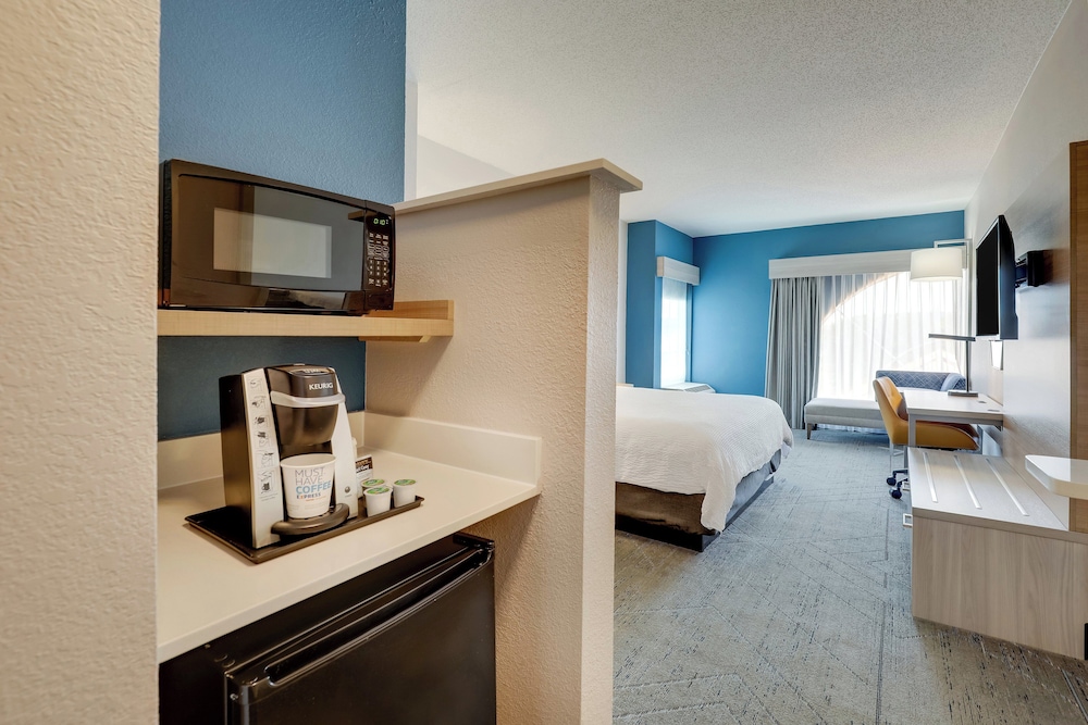holiday inn express and suites orangeburg by ihg