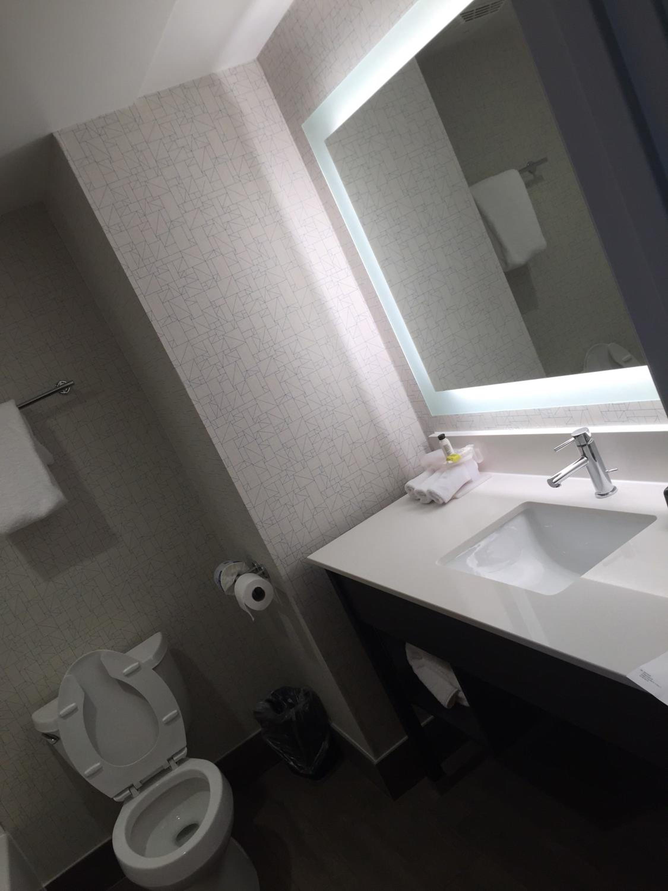 holiday inn express and suites orangeburg by ihg