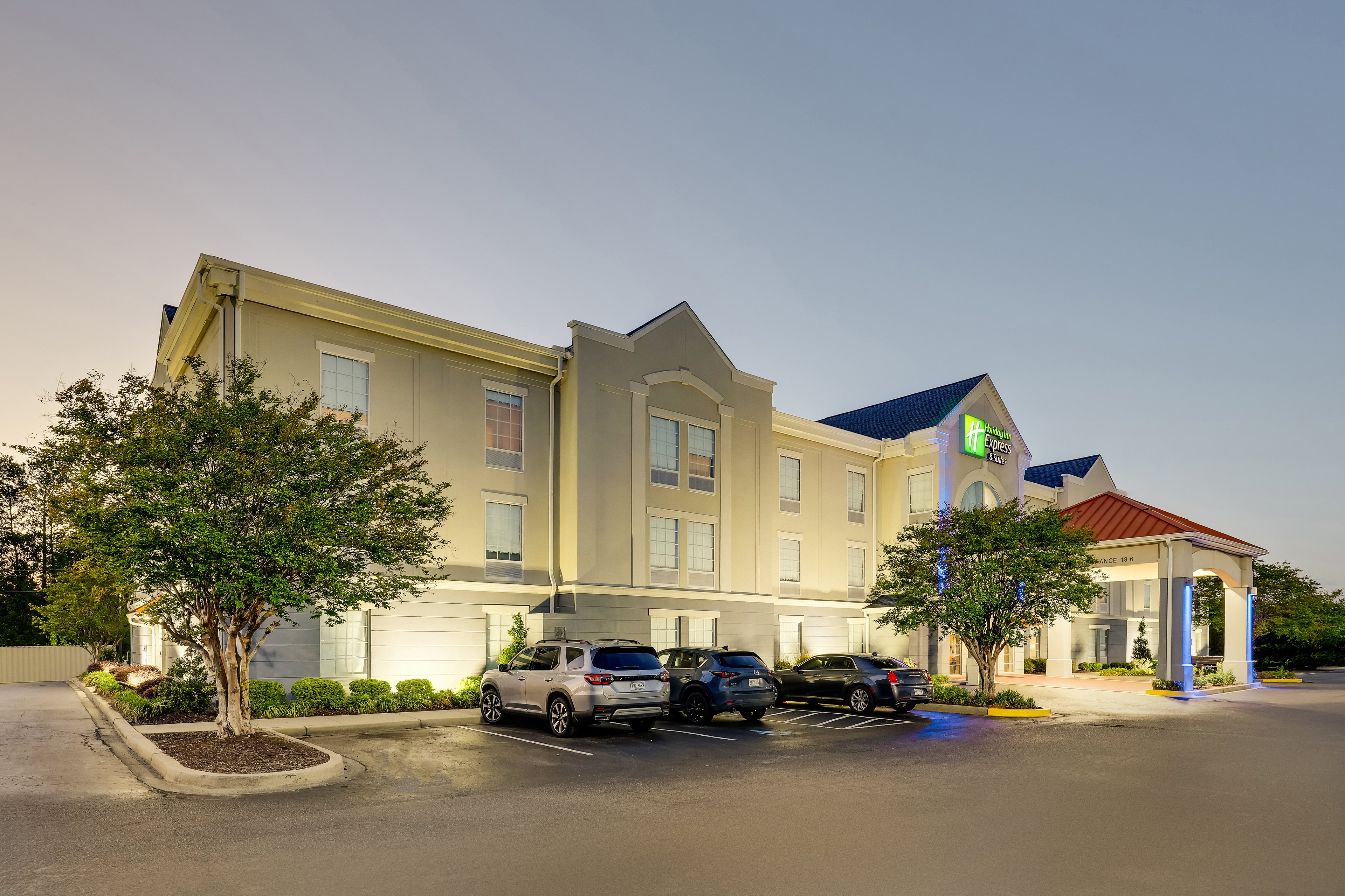 holiday inn express and suites orangeburg by ihg