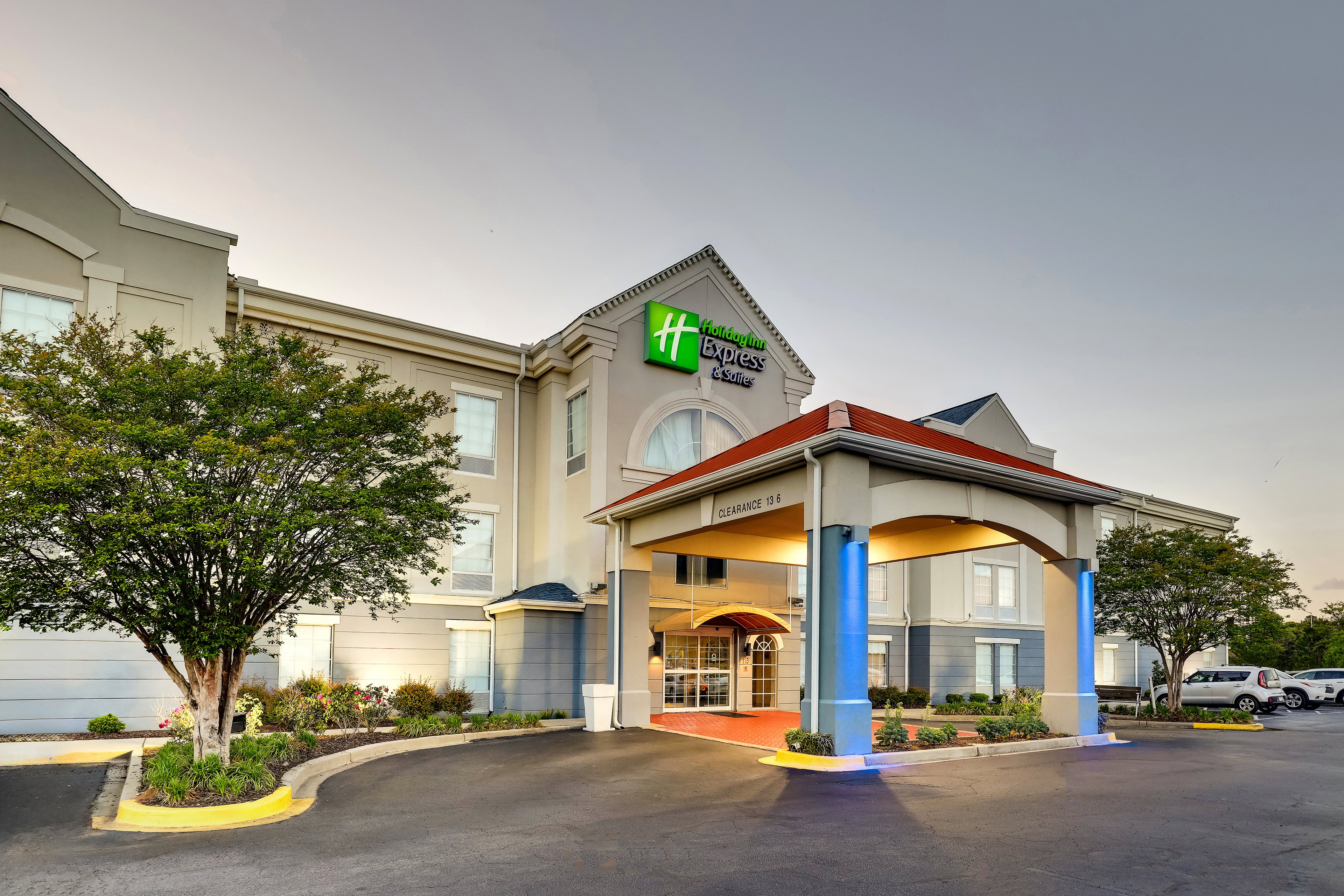holiday inn express and suites orangeburg by ihg