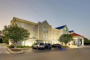 holiday inn express and suites orangeburg by ihg