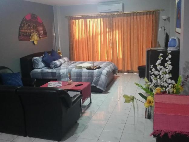 nemos guesthouse and massage