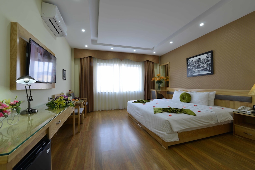 blue hanoi inn hotel